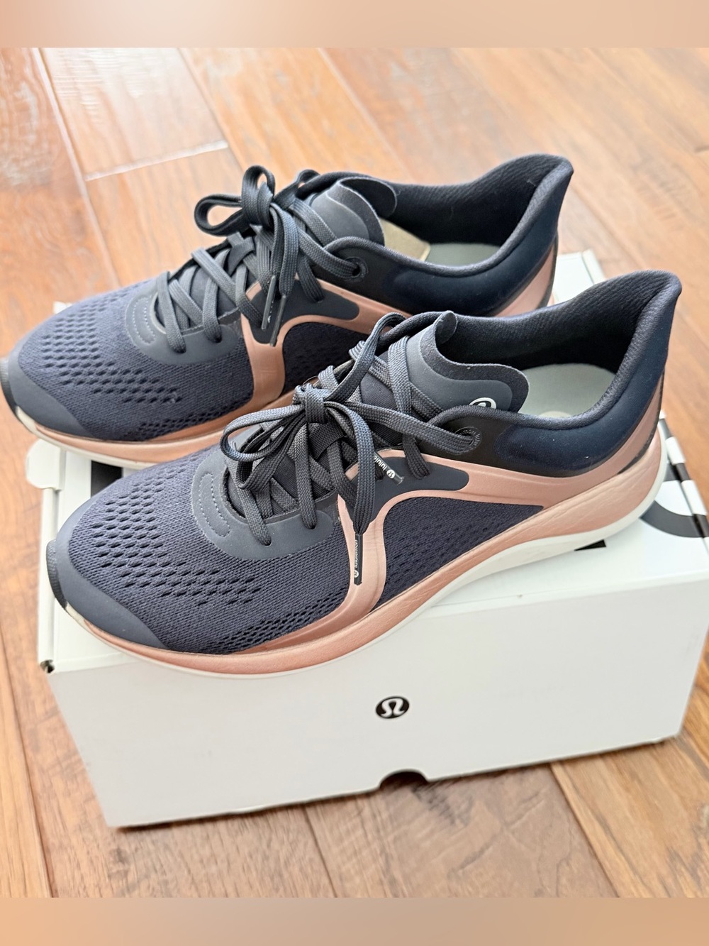 lululemon athletica Chargefeel Women’s Navy & Rose Gold Sneakers